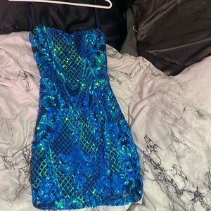 windsor formal dress (homecoming)